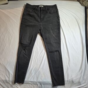 Madewell Women's Black Distressed Jeans